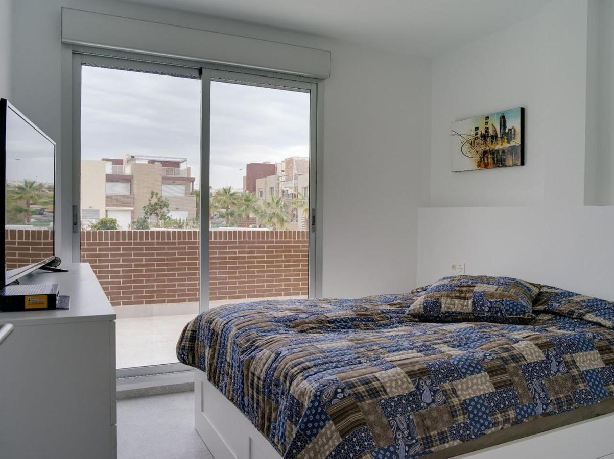 Апартаменты Vivienda Aguas Nuevas Familiar & Deportivo Торевьиа Экстерьер фото