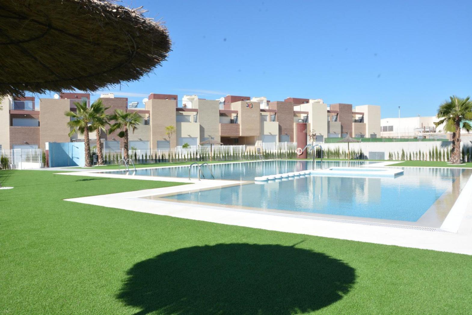 Апартаменты Vivienda Aguas Nuevas Familiar & Deportivo Торевьиа Экстерьер фото