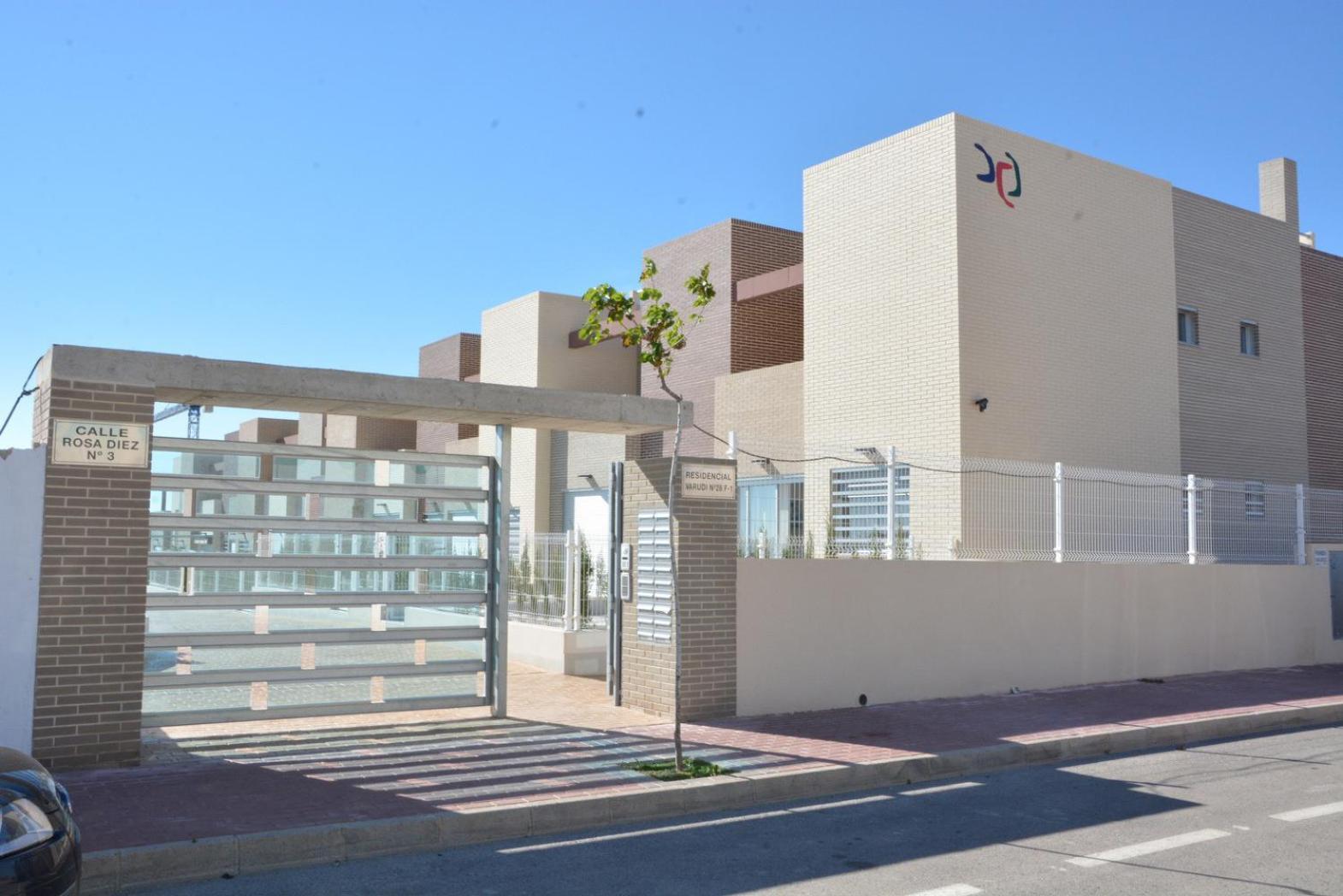 Апартаменты Vivienda Aguas Nuevas Familiar & Deportivo Торевьиа Экстерьер фото