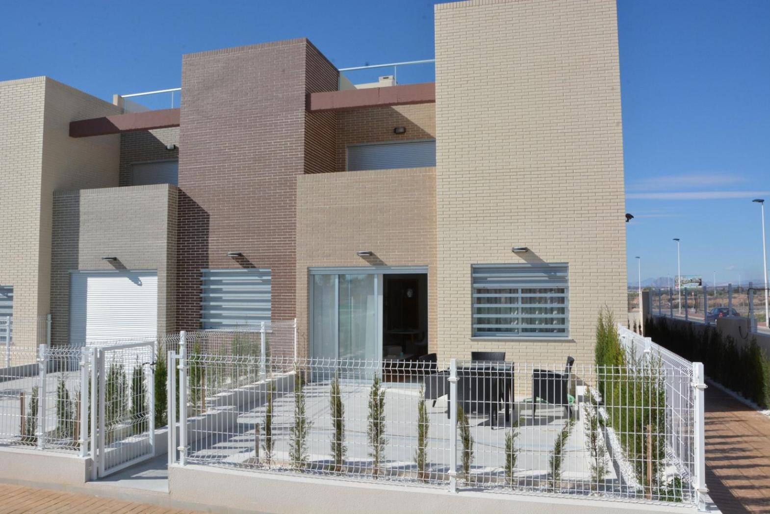 Апартаменты Vivienda Aguas Nuevas Familiar & Deportivo Торевьиа Экстерьер фото