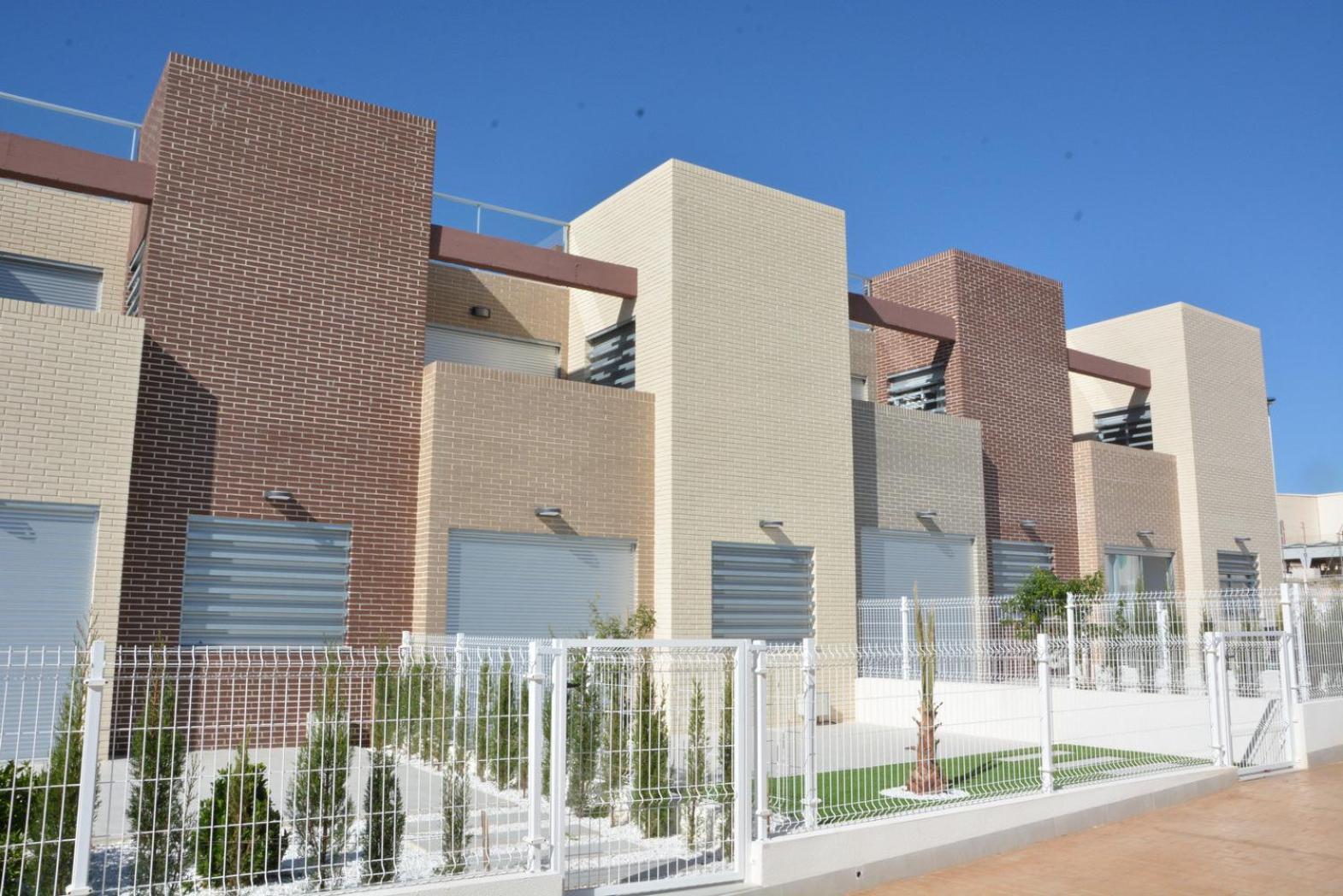 Апартаменты Vivienda Aguas Nuevas Familiar & Deportivo Торевьиа Экстерьер фото